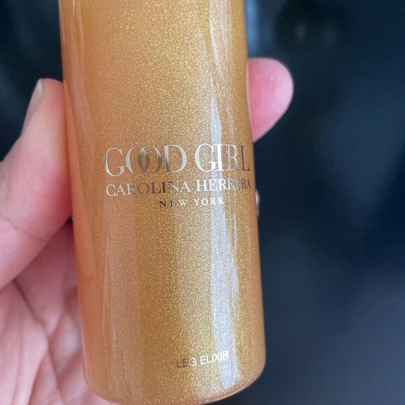 Carolina Herrera - Good Girl Leg Elixir 100 Ml 3.4 Oz Body Oil NWOB - Picture 4 of 9